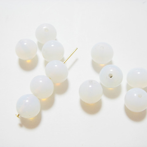 ヴィンテージガラスビーズ チェリーブランド ミルキーホワイト 乳白色