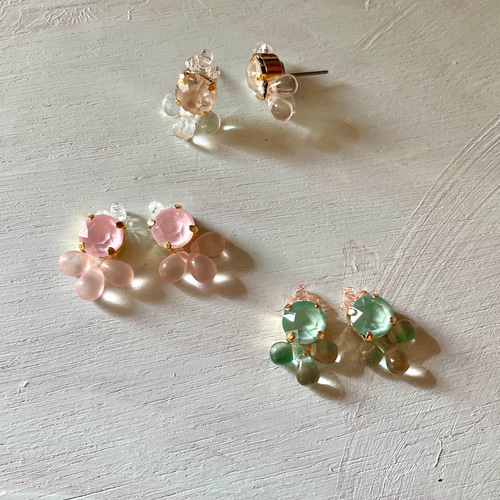 きらめきのしずくとビジューピアスorイヤリング ピアス