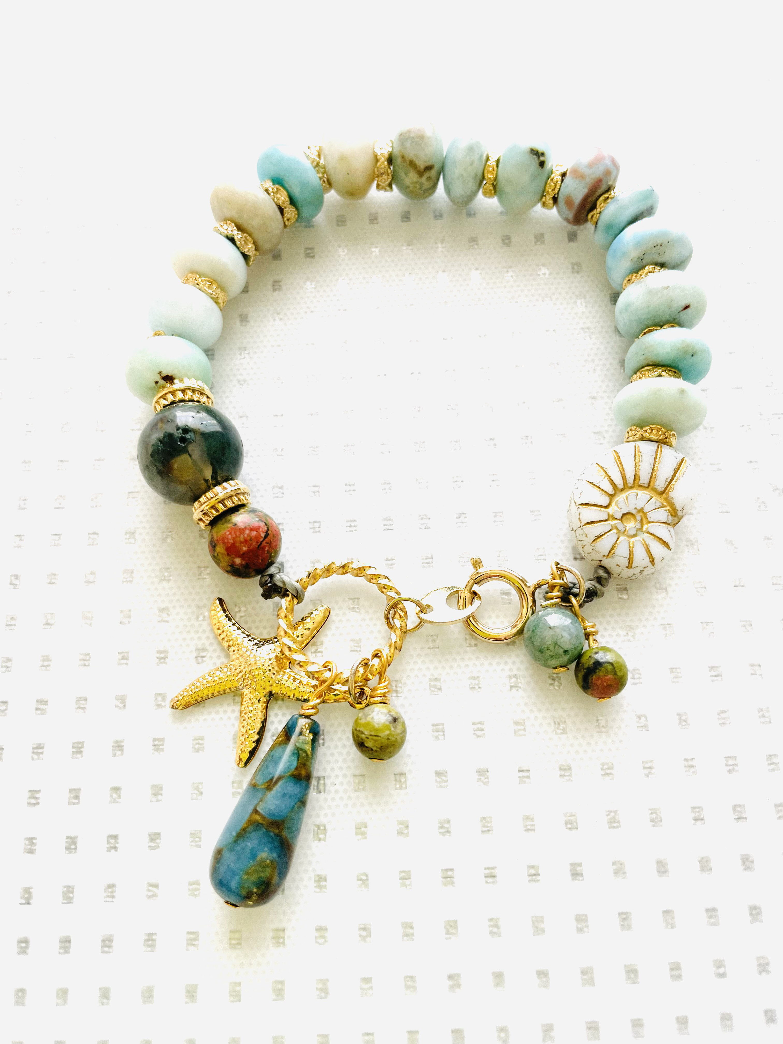 夏をエンジョイ！ラリマーブレスレット！