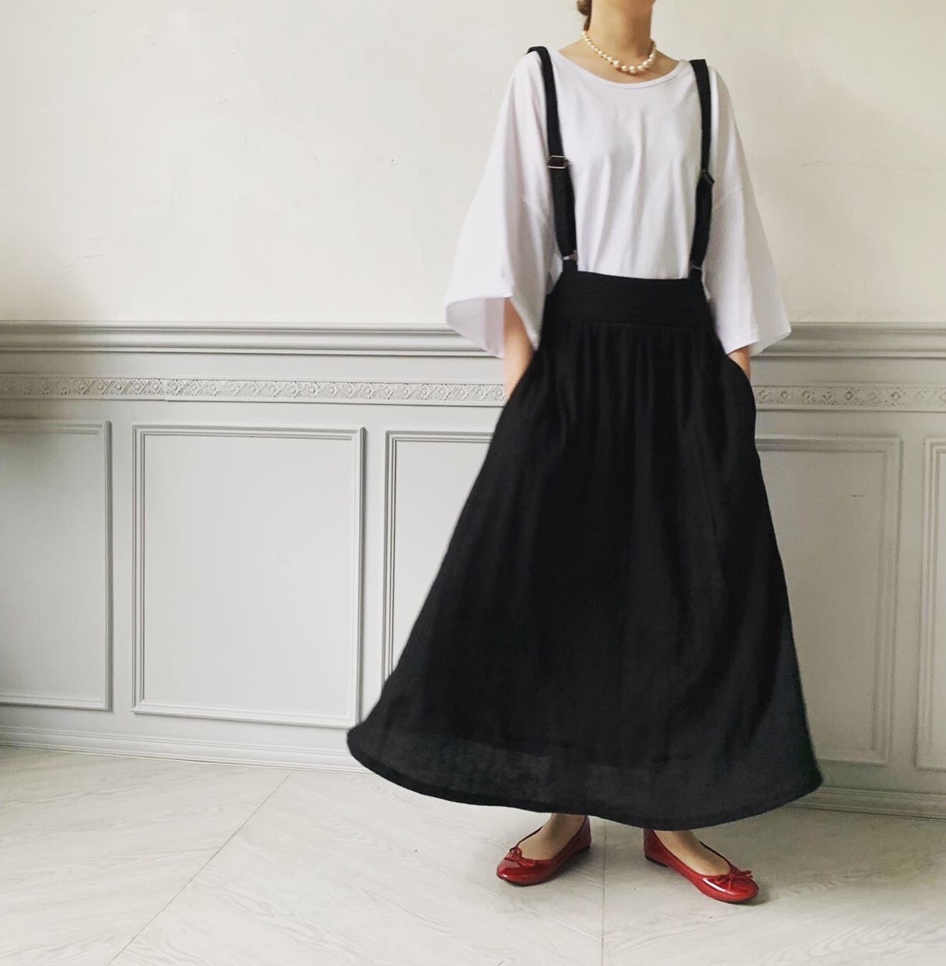 ■10日内発送■【再販】モードに着こなす。「春リネンサロペットスカート」麻 ロンパース 黒 Aライン 春