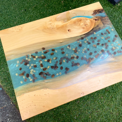 コーヒー豆を埋めたレジンテーブル【銀杏】 サイドテーブル STRAMBO