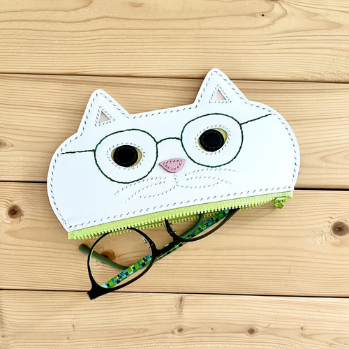 猫のメガネケース K.TAMAO作 全て手縫いのハンドメイド 姫路レザー