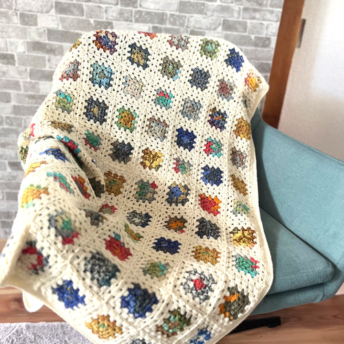 retoroモチーフブランケット［アイボリー］膝掛け グラニースクエア