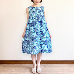 芙蓉喇叭洋裝 [S~3L] 藍色 x 紫色 第3張的照片