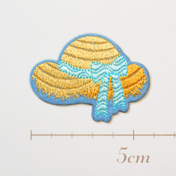 かわいい刺繍ワッペン　麦わら帽子　シール付き　アップリケ 2枚目の画像