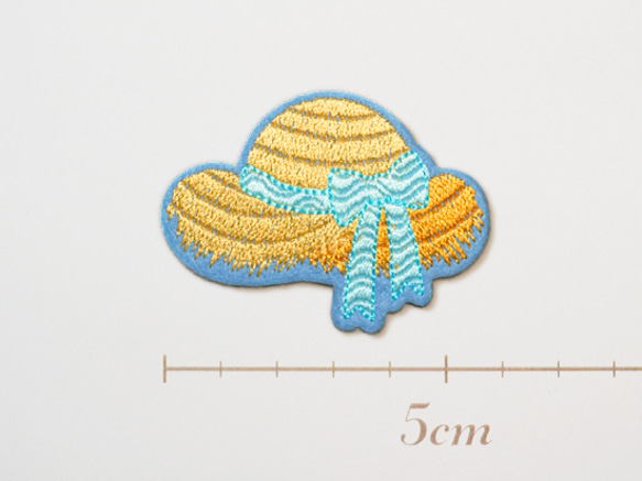 かわいい刺繍ワッペン　麦わら帽子　シール付き　アップリケ 2枚目の画像