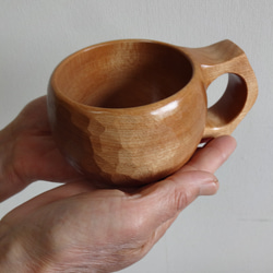 赤樫の一木彫りコーヒーカップ　. 2枚目の画像