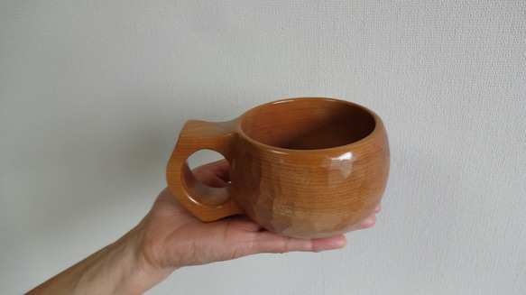赤樫の一木彫りコーヒーカップ　. 1枚目の画像