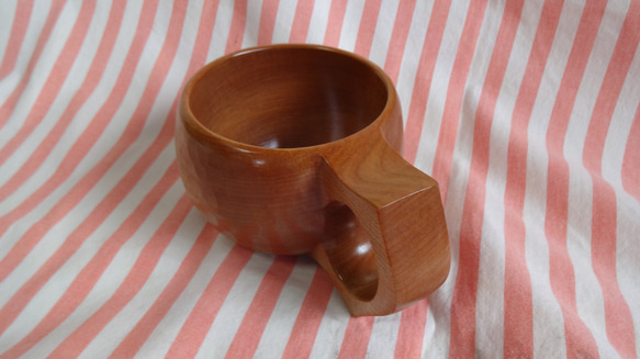 赤樫の一木彫りコーヒーカップ　. 8枚目の画像