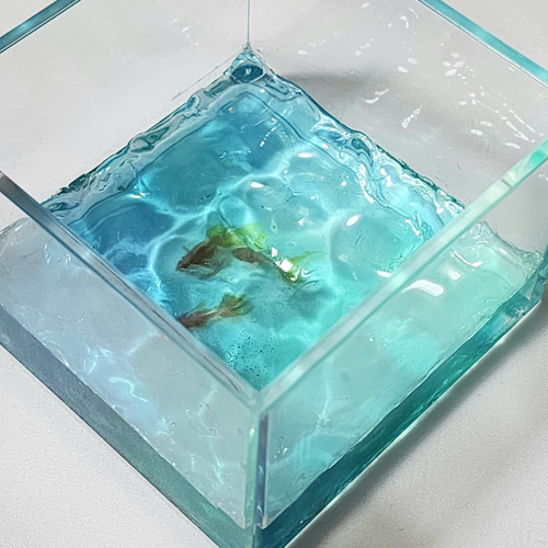 受注制作♢ 小さな金魚鉢 金魚の波紋 アートB 小物 受注制作♢ 小さな金魚鉢 金魚の波紋 アートB 小物