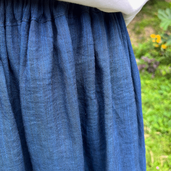藍と柿渋重ね染めリネンスカート23065 4枚目の画像