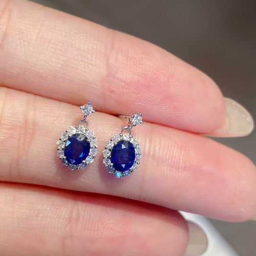 天然ダイヤモンド付きサファイアピアスk18 ピアス(スタッド・一 天然ダイヤモンド付きサファイアピアスk18 ピアス(スタッド・一