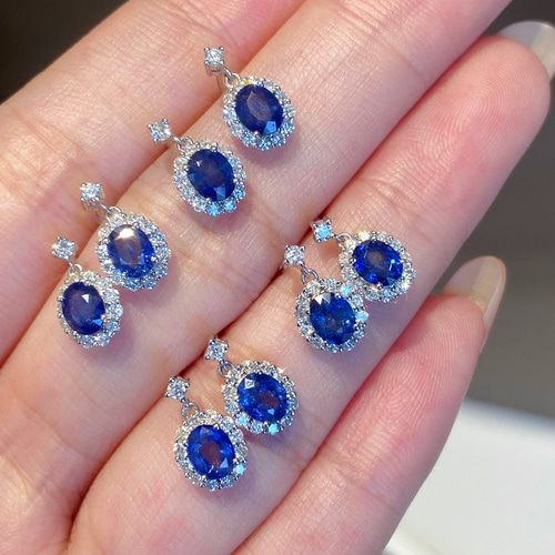 天然ダイヤモンド付きサファイアピアスk18 ピアス(スタッド・一 天然ダイヤモンド付きサファイアピアスk18 ピアス(スタッド・一