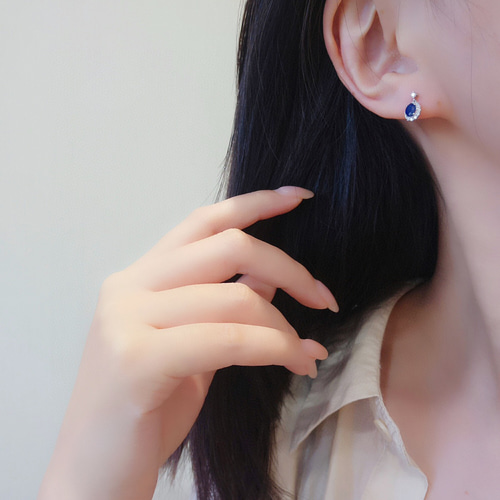 天然ダイヤモンド付きサファイアピアスk18 ピアス(スタッド・一 天然ダイヤモンド付きサファイアピアスk18 ピアス(スタッド・一