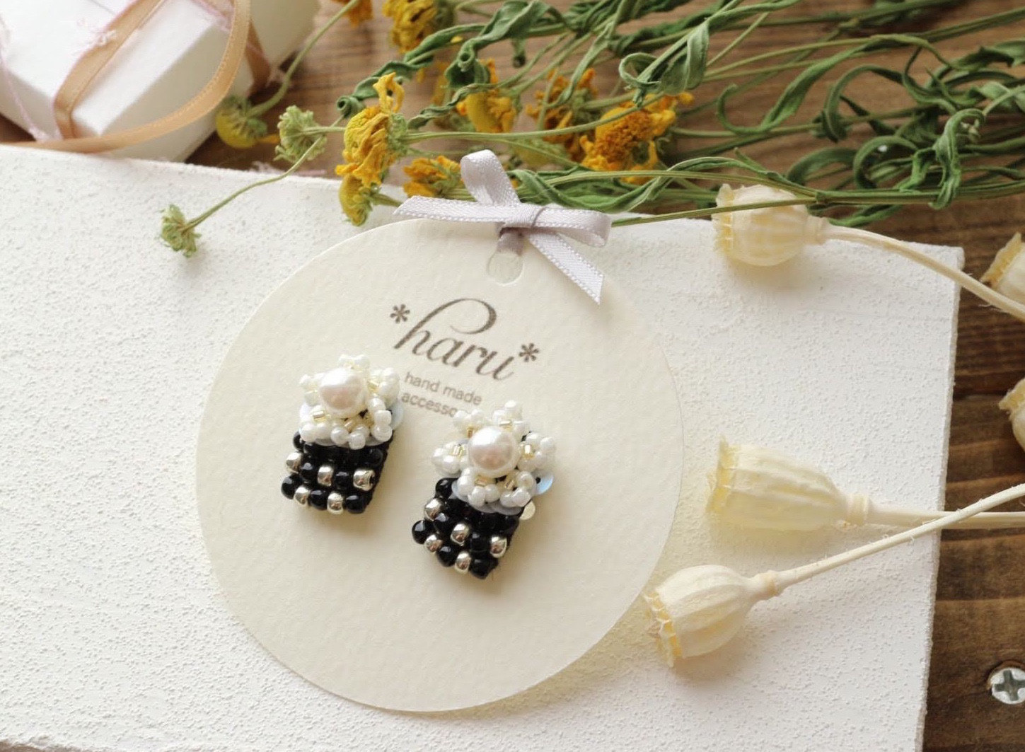 専用❀K18 お花柄 フラワー 透かしチャーム( イヤリング・ ピアス・トップ) 専用❀K18 お花柄 フラワー 透かしチャーム( イヤリング・ ピアス