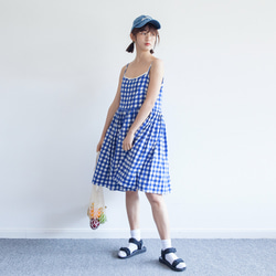 ブルー/レッド/ブラックコットンチェック柄ドレス日本の女の子ルーズサスペンダードレスショートスカートインナースカート 2枚目の画像