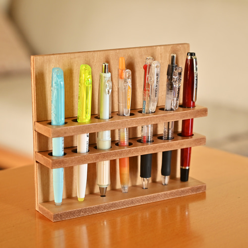 ペン立て ペンスタンド 木製 太めのペンがまっすぐ立てられる 7本用