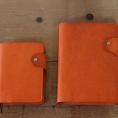 【ほぼ日手帳オリジナルカバー】　イタリアンレザー　ハンドメイド ほぼ日5年手帳専用の本革（イタリアンレザー）カバー