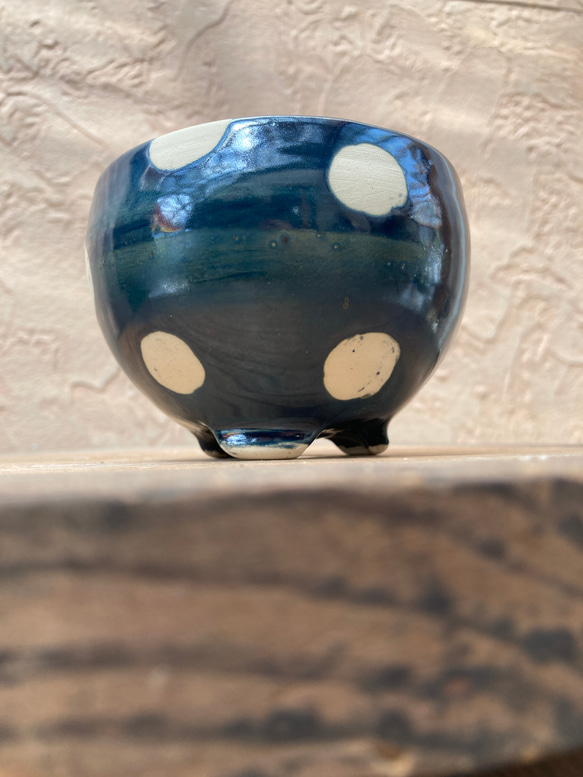 水玉模様の青い植木鉢　　　 4枚目の画像