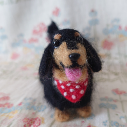 羊毛フェルト ダックスちゃん❁⃘*.゜ ちょこ様ご依頼品 ダックスちゃん 羊毛フェルト mi-wa 通販 16305523