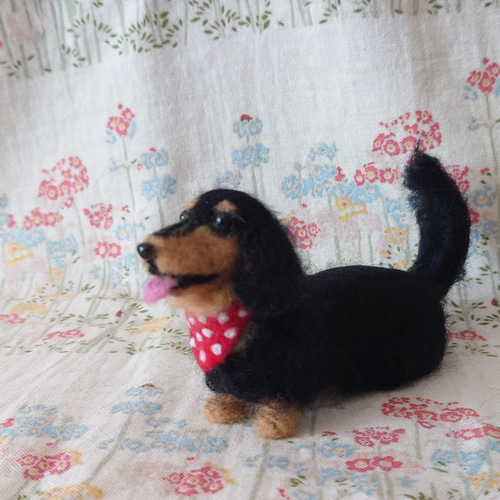 ちょこ様ご依頼品 ダックスちゃん 羊毛フェルト mi-wa 通販 16305523