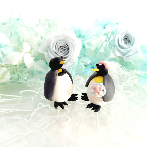 【結婚祝いに人気!!】ウエディングペンギン登場!!氷の世界に咲く薔薇(サムシングブルー)♡ラッピング無料 2枚目の画像