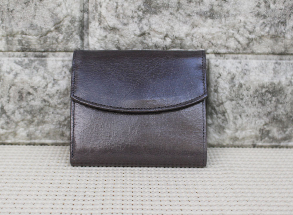 イタリアレザー（牛革）を使った ボックス型 三つ折り財布　濃グレー　日本製