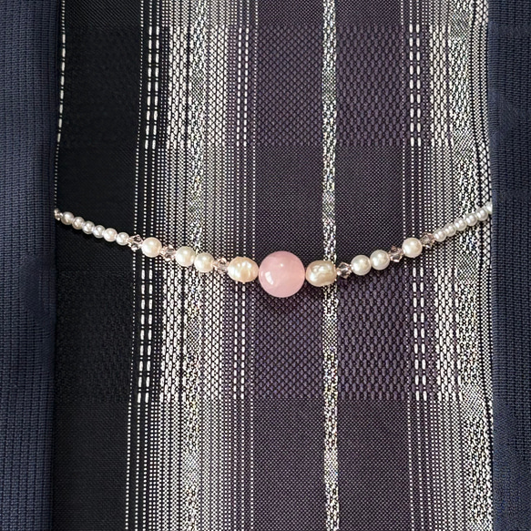 【羽織紐】天然石 ローズクォーツ パール ビーズ ピンク シルバー金具 羽織留め 着物 和装小物 ストール留め クリップ 3枚目の画像