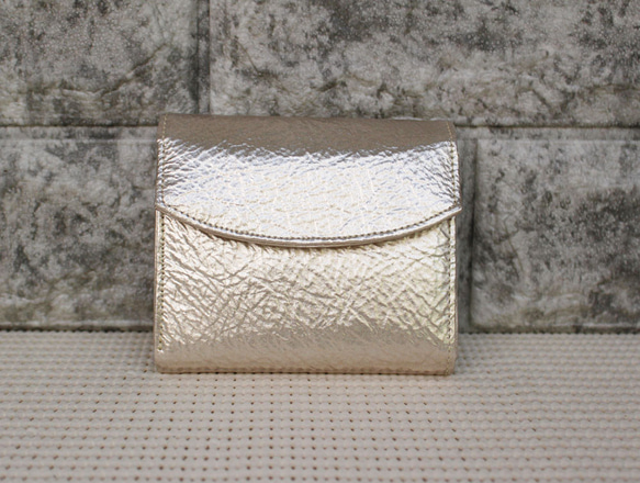 牛革（絞り加工） ボックス型 三つ折り財布 ゴールド 日本製 三つ折り