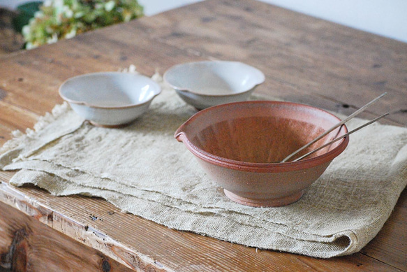 ハレモケモ新品　陶器　陶芸作家　片口鉢2個　236 DSC_4904-201x300.jpg