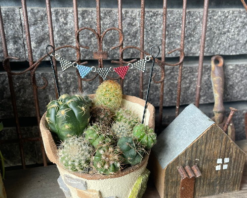 ビーズガーランド サビ風 男前 ガーデンピック 多肉植物の寄せ植えに