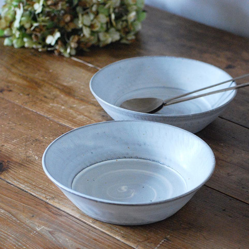 ちゃー様新品 陶器 陶芸作家 オフホワイトの耳付きサラダBOWL6個