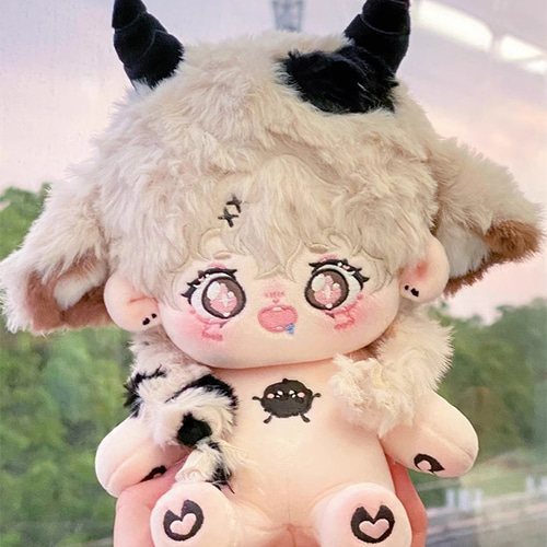 20cmぬいぐるみ 着せ替えぬいぐるみ かわいい 白髪桃色目の牛少年 耳  