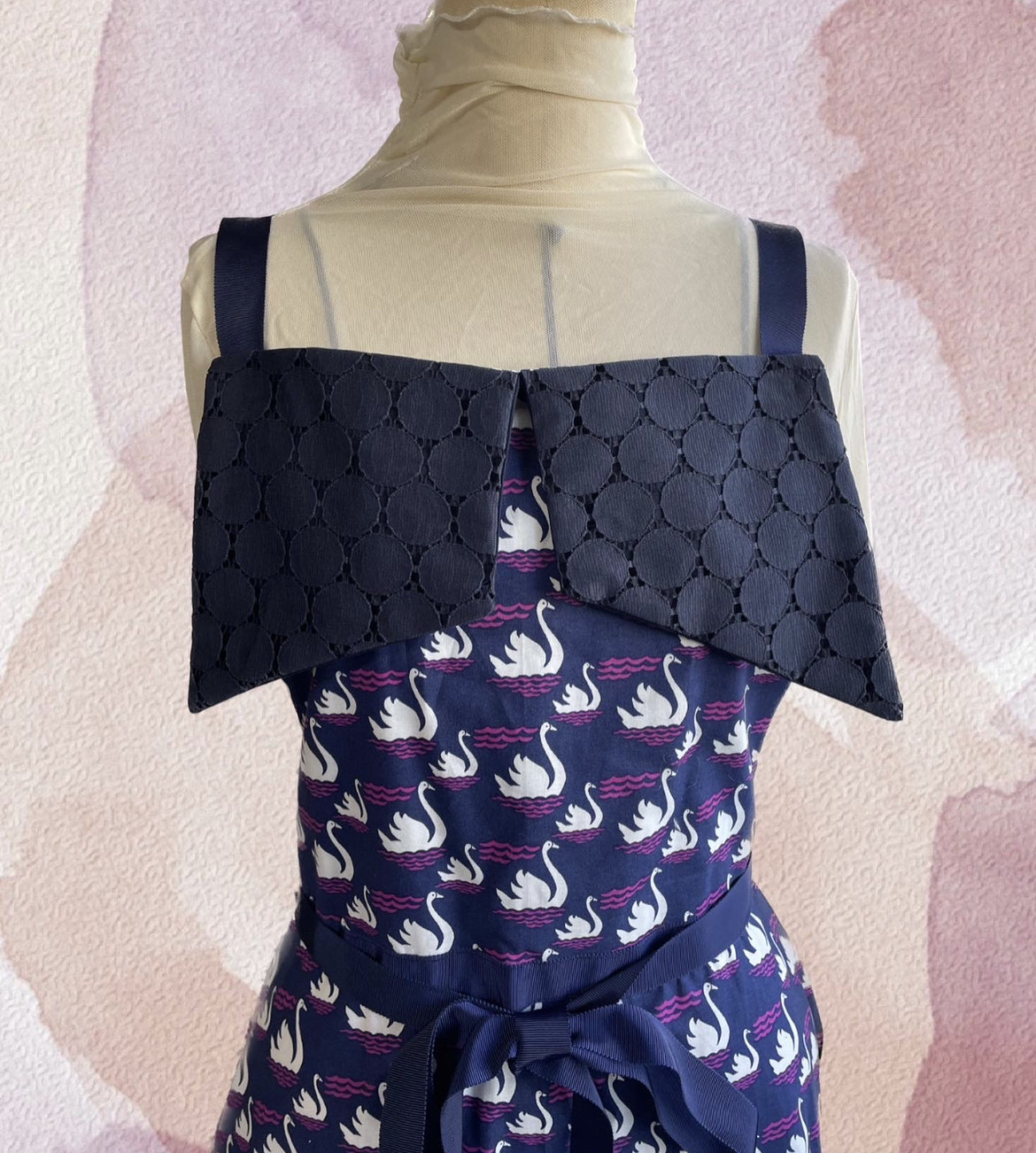 スワンエプロン【日常をワクワクさせるエプロンの専門店】