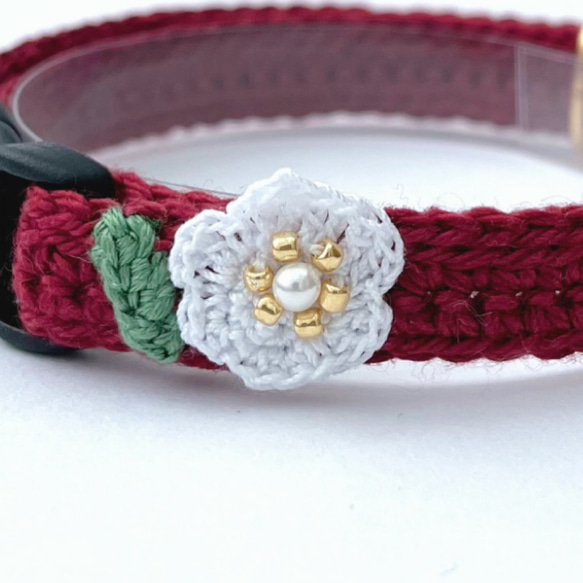 お花　シック　猫さんにやさしい首輪【かぎ針編み　猫の首輪　猫　首輪　セーフティバックル　アジャスター　軽い】 9枚目の画像