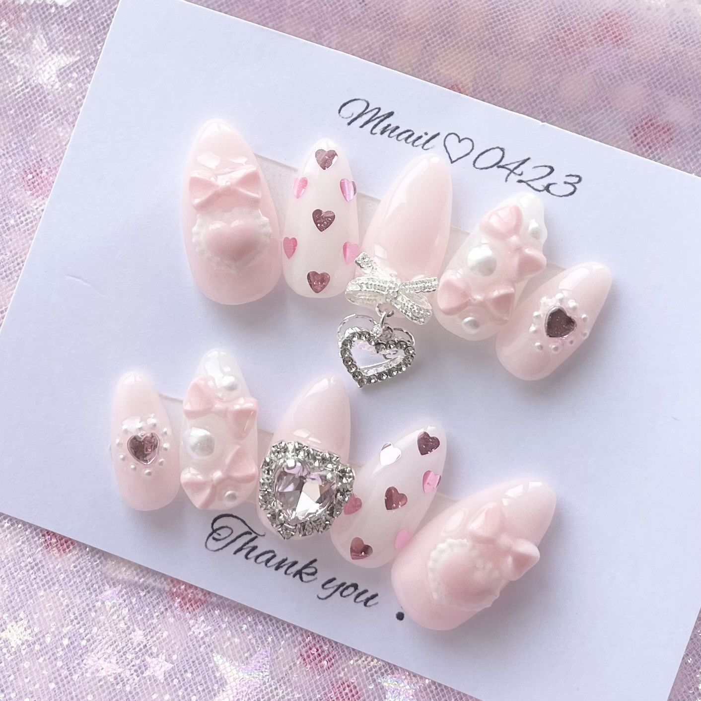 地雷系　ネイルチップ　推し　お名前ネイル 量産型 地雷 ネイルチップ 名前 文字 イニシャル 推し ネイル