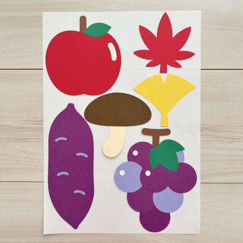 秋の味覚 壁面飾り 切り絵 ふわぽん 通販 16309265｜Creema(クリーマ)