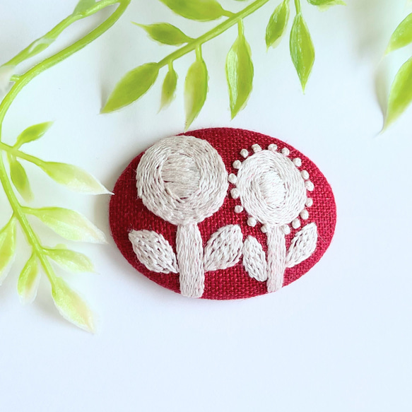 北欧風お花の刺繍ブローチ【hokuo】h140 2枚目の画像