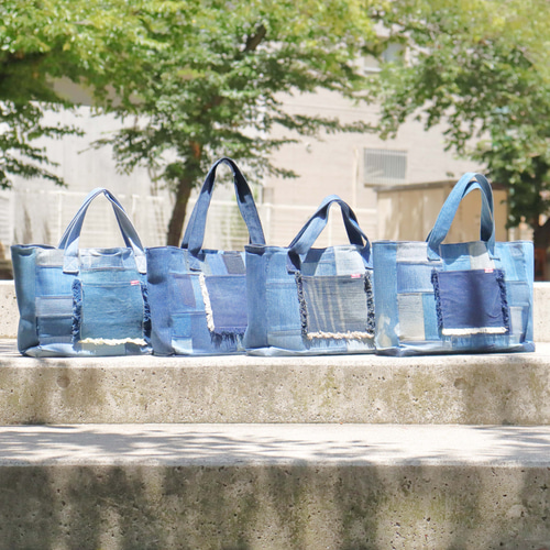 リメイクデニム★サイドフリンジトートバッグ＋ポーチSET リメイクデニム☆サイドフリンジトートバッグ＋ポーチSET