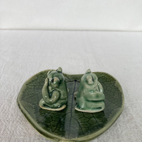 カエルの唄 西洋陶磁器 工芸品 カエルの唄 西洋陶磁器 工芸品