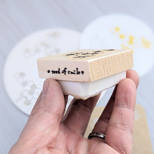 とろけるハニカム！【ミツバチの消しゴムはんこ】 はんこ・スタンプ