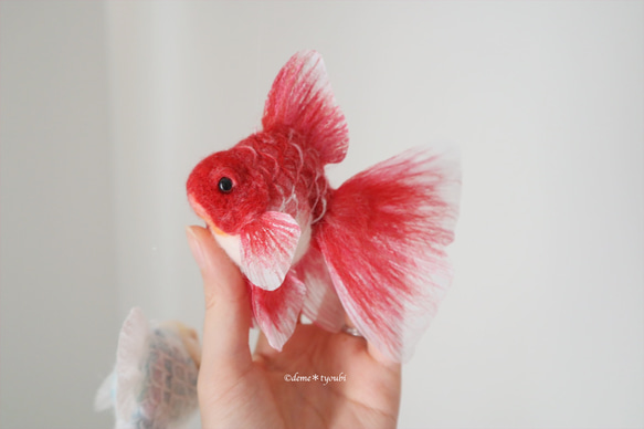 更紗琉金-たゆたう金魚モビール-　金魚　羊毛フェルト　アクアリウム　夏 4枚目の画像