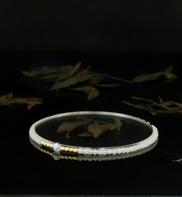 輕奢風藍月亮石14K包金 GF Swarovski 配珠水晶手鍊 ( Moonstone Bracelet ) 第4張的照片