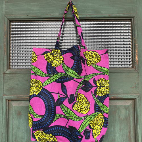 旅行にも最適☆サブバッグにもなるアフリカンバティックトートbag