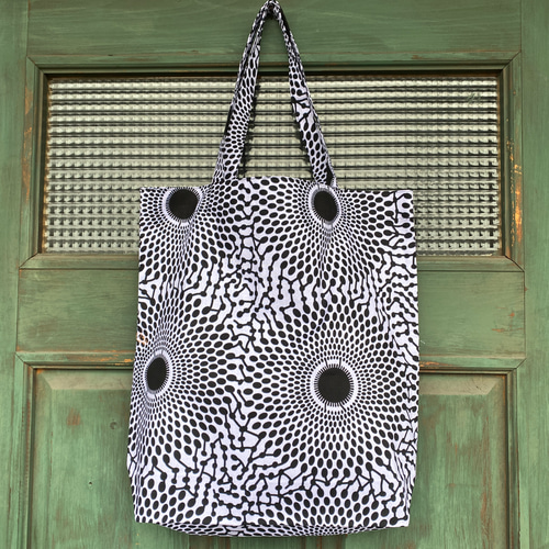 旅行にも最適☆サブバッグにもなるアフリカンバティックトートbag
