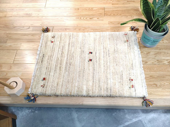 秋のキャンペーン】ペルシャ ギャッベ ベージュ 80x58cm 厚み2.27cm