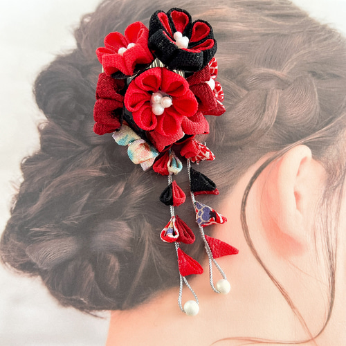 つまみ細工髪飾り 七五三 浴衣 大人 子ども 着物の髪飾り 赤 黒 S68