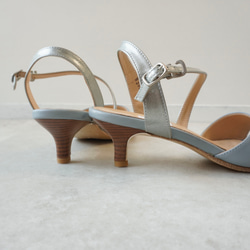 限25件★精緻漂亮的中跟涼鞋★藍色x銀色 第4張的照片