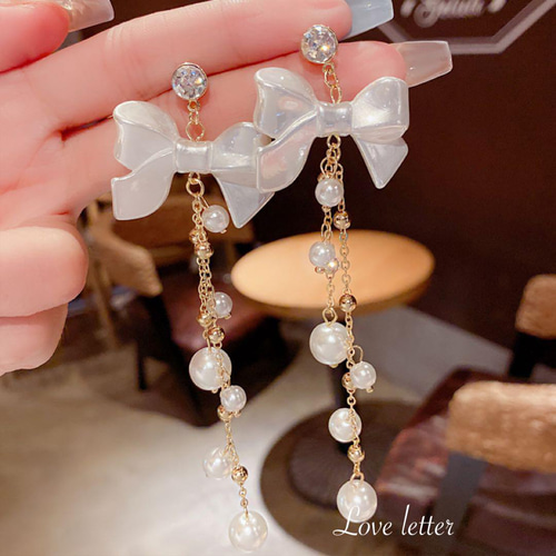 量産型ホワイトリボンパールビジューピアス イヤリング 韓国 地雷 春夏