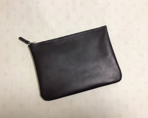 レザー製ボタン付きポーチ 黒 ポーチ - OUTSIDE POCKET #BLACK [8Z-X081-051] _ Wallet COMME